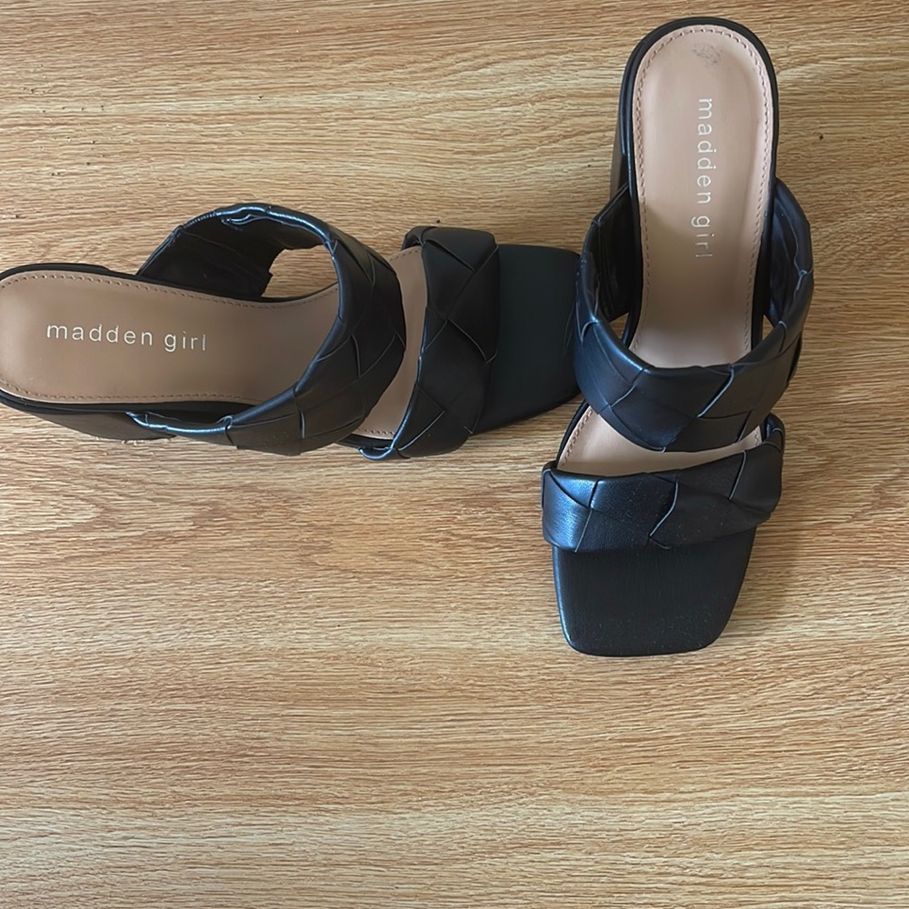 Never word Madden Girl heels